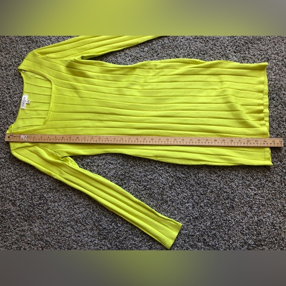 Full Circle Dress💚 - Picture 5 of 10